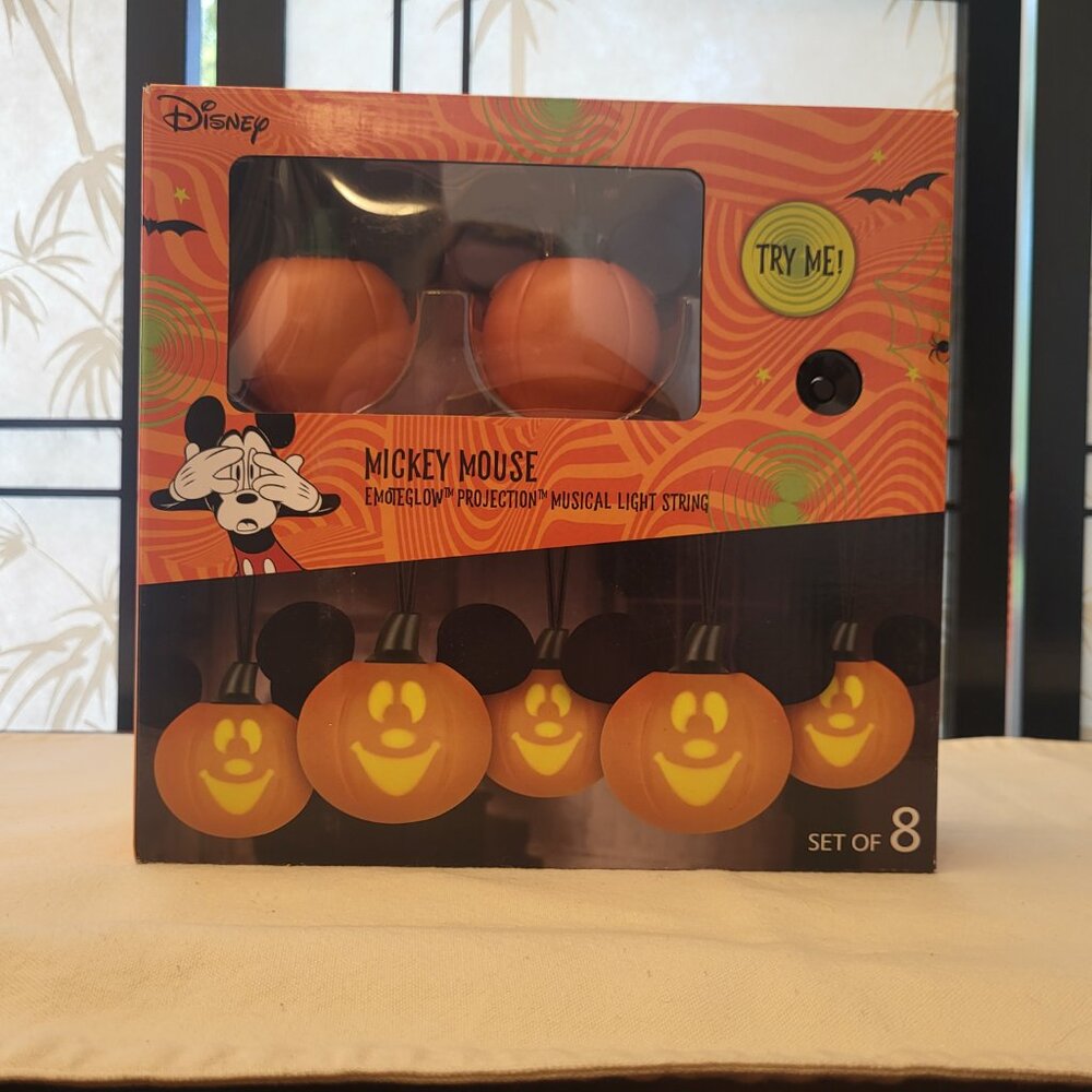 HTF Disney Halloween Mickey Projection Pumpkin Singing Lights - Monster Mash